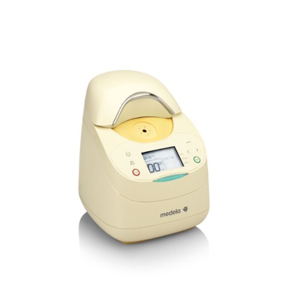 The Calesca Warming and Thawing Device from Medela.