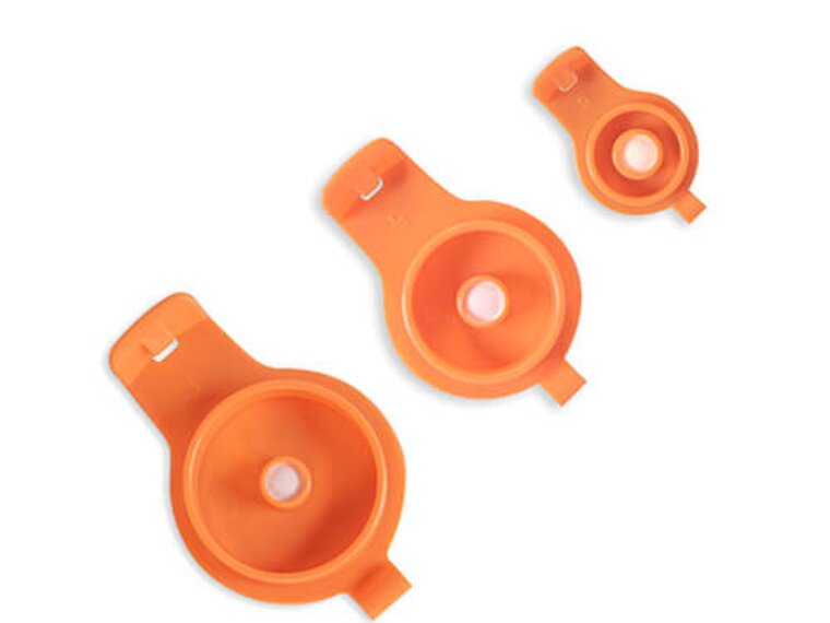 Medela TwistLok® GraviFeed® Syringe Lids Three different sizes of Medela TwistLok® GraviFeed® Syringe Lids, 10 mL, 30mL and 60mL.